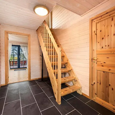 Курортный комплекс Marits 6p Врадал